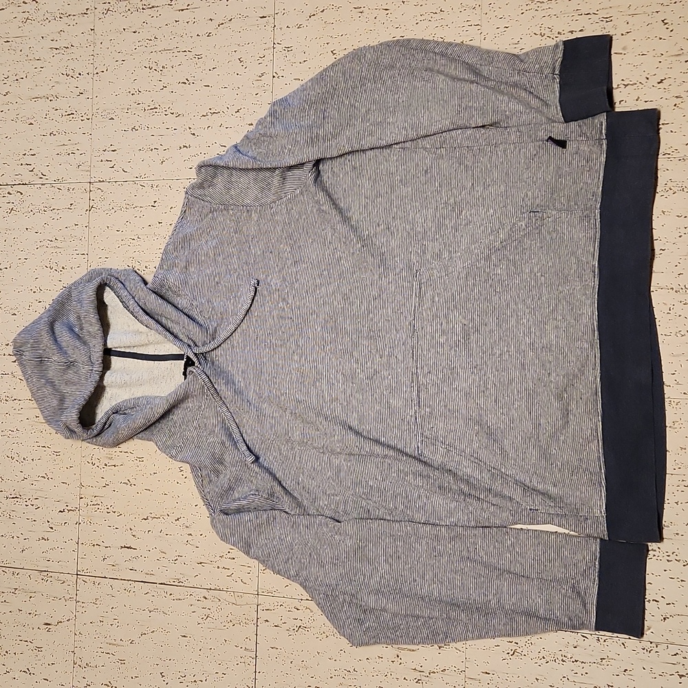 Patagonia Stripe Lightweight Pullover Hoodie Sweater Blue And White